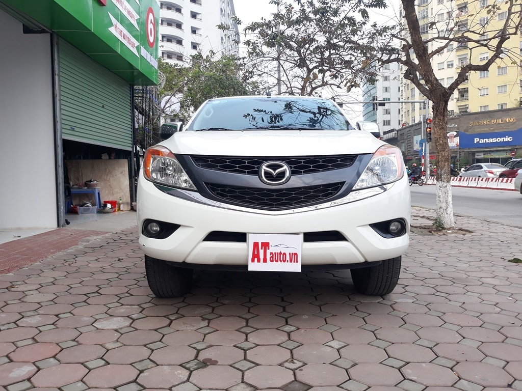 Mẫu Đèn độ Mazda BT50 đẹp và long lanh với vòng Led Angel